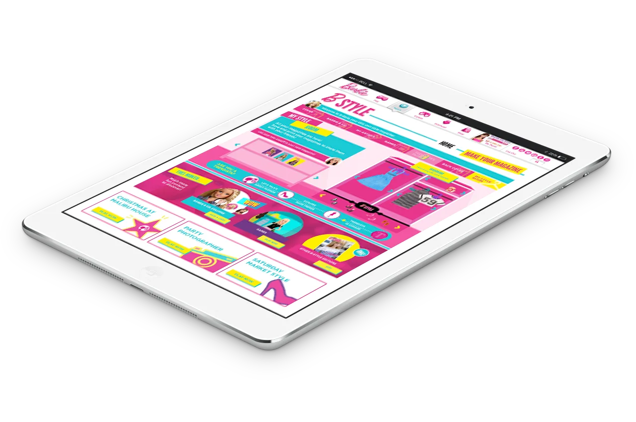 iPad en perspectiva mostrando el editor de estilo con prendas y accesorios para personalizar